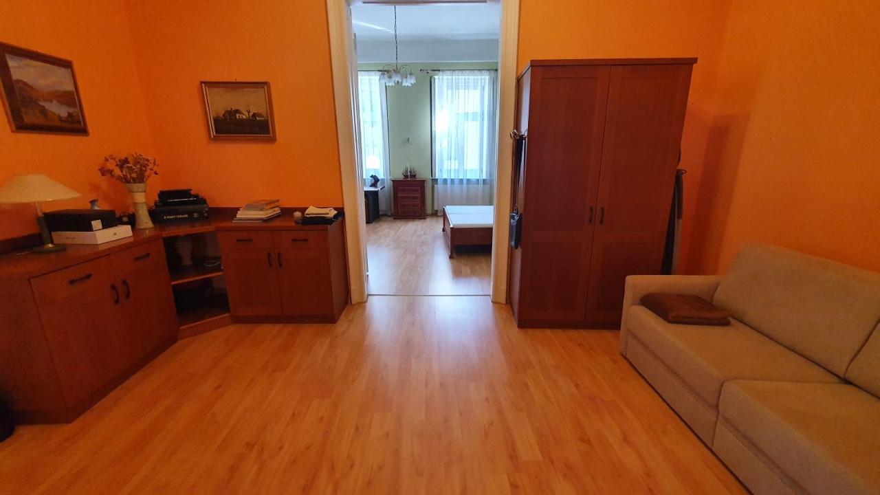 Апартаменты Casa Tajola Кечкемет Экстерьер фото