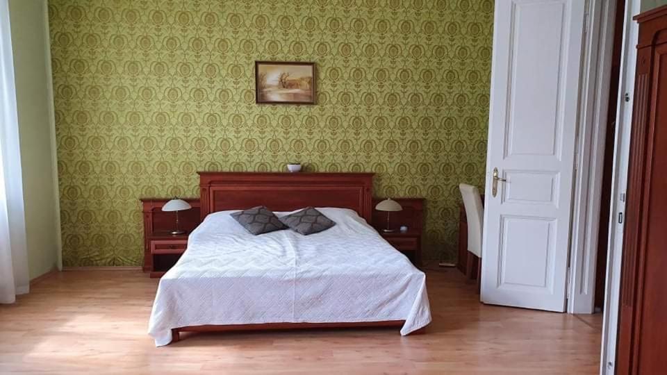 Апартаменты Casa Tajola Кечкемет Экстерьер фото